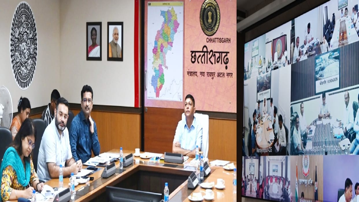 Chief Secretary reviewed the progress of Niyad Nella Nar scheme in chhattisgarh