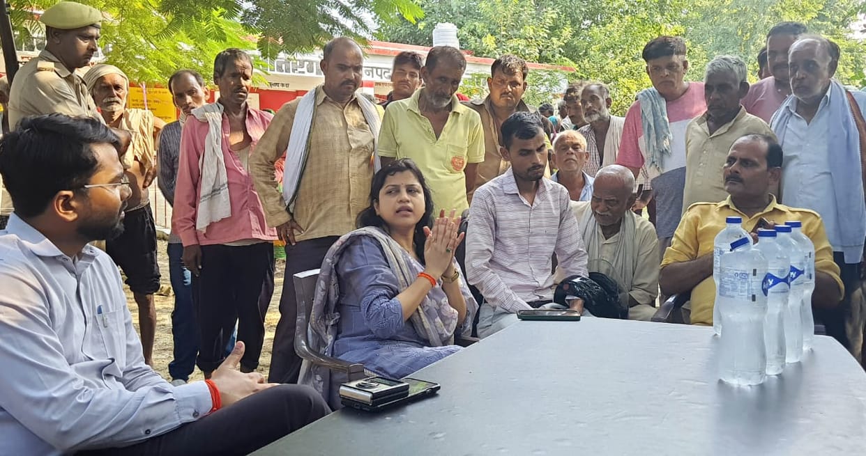ADM-SDM inspected the land for the defense corridor, farmers said dont take away our happiness sahab