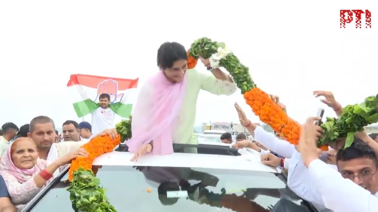 Vinesh Phogat reached Julana after being declared the Congress candidate, supporters welcomed her warmly