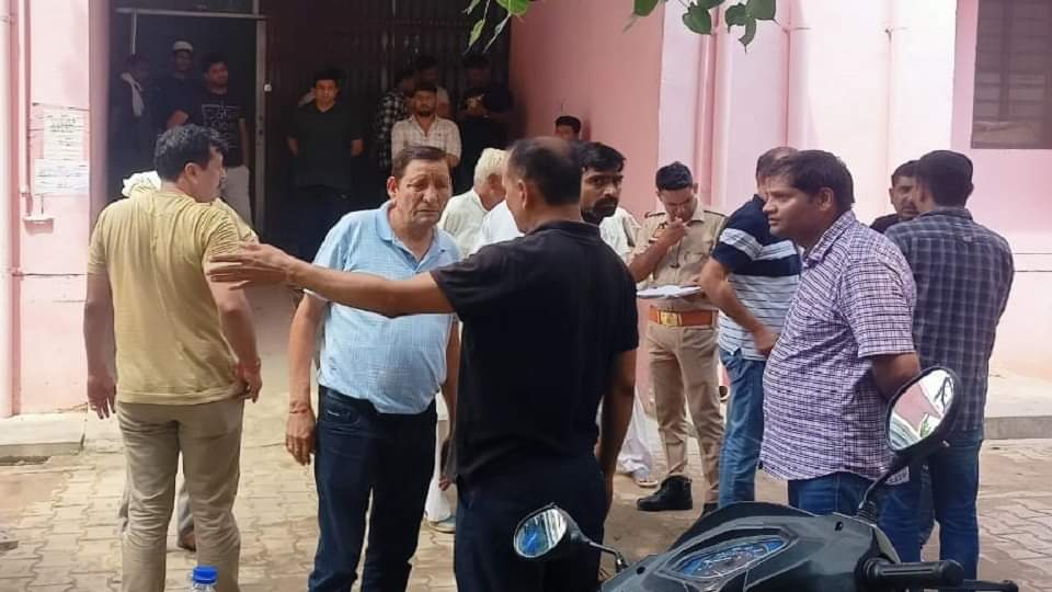 Three friends died in accident in Meerut, Young son died, lifelong grief to the family