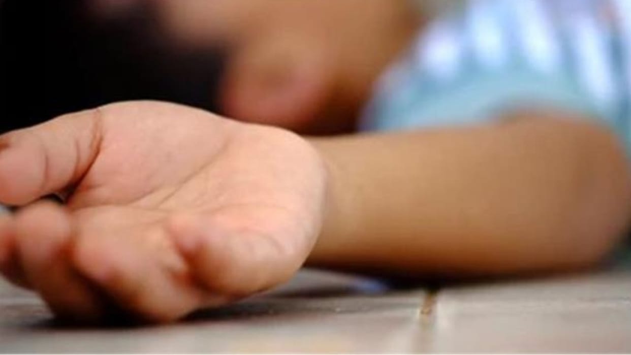 Hamirpur News A three-year-old child died pressed down by the bike