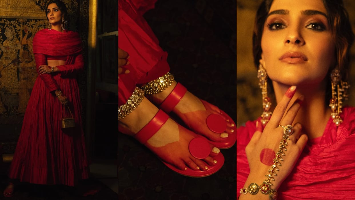Sonam Kapoor Look at ambanis ganesh chaturthi celebration in antilia latest photos of sonam kapoor disprj