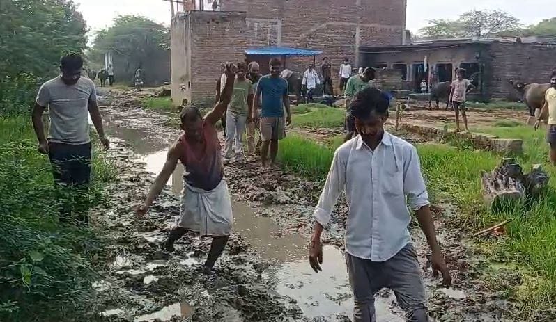 Street turned into swamp in village Rathera of Karhal assembly constituency of Mainpuri