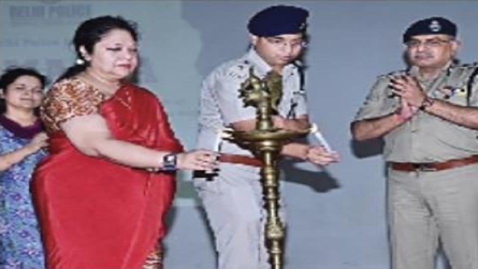 Delhi: Campaign to save teenagers trapped in the quagmire of drug addiction and crime