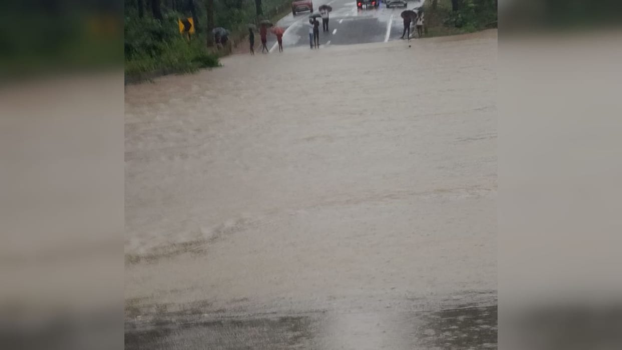 Rain Alert Bijapur flood situation serious, Cherpal river flooded, several villages broken connectivity