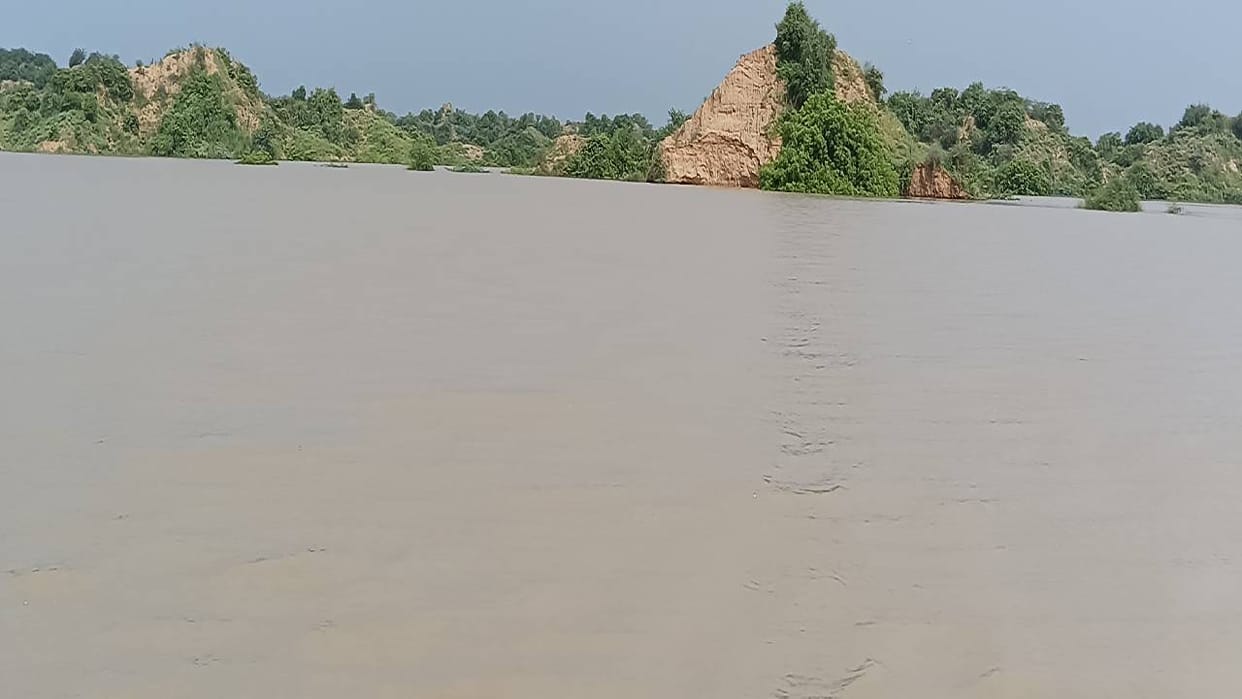 Teen Slips into Chambal Canal Dies by Drowning Tragedy Strikes Migrant Family