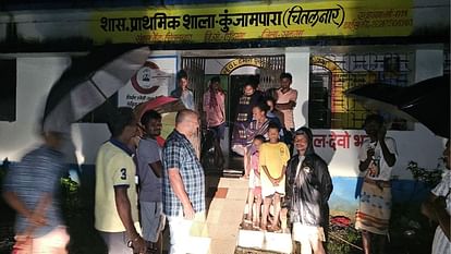 Due to rain in Sukma water entered village and 20 houses collapsed