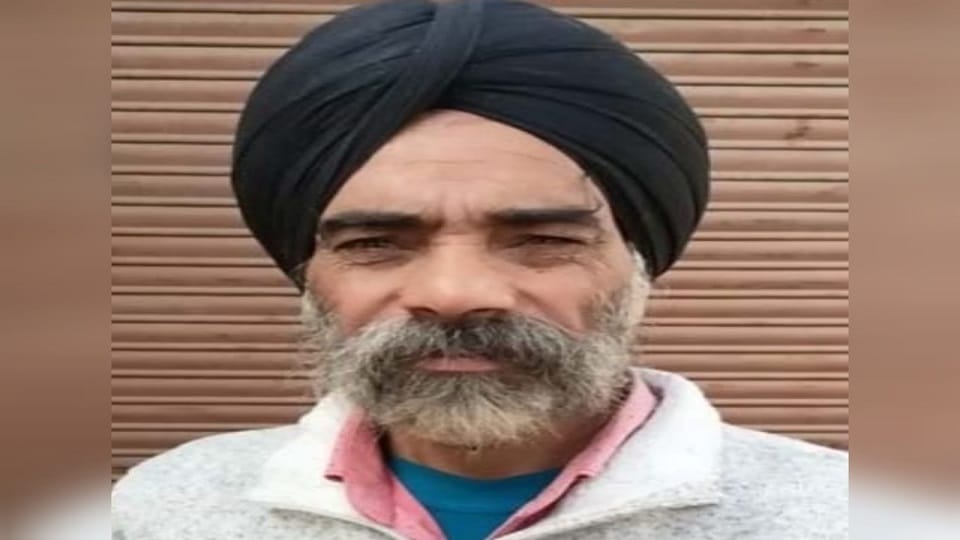 Younger brother murdered by slitting his throat in property dispute in sitarganj