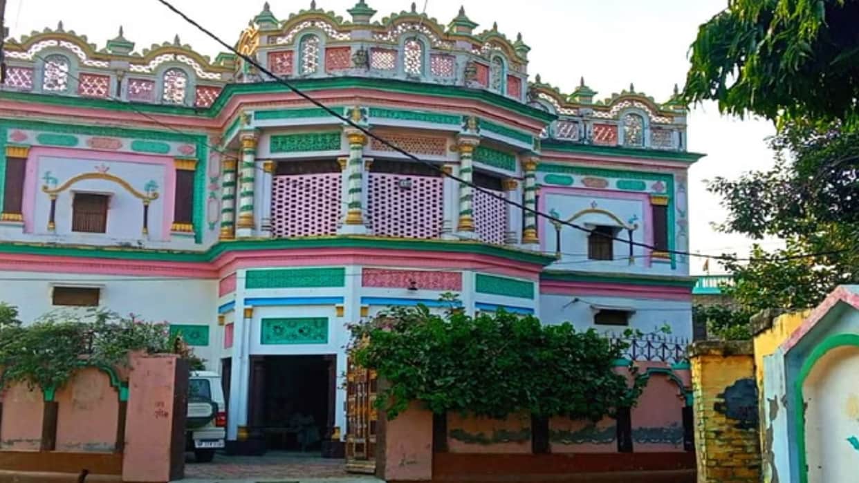 BAGHPAT: people are identified by the name of haveli in Bamnauli baghpat, people known as totoa, bandar