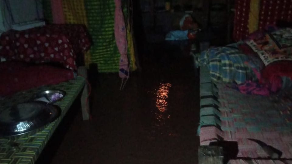 Due to rain in Sukma water entered village and 20 houses collapsed