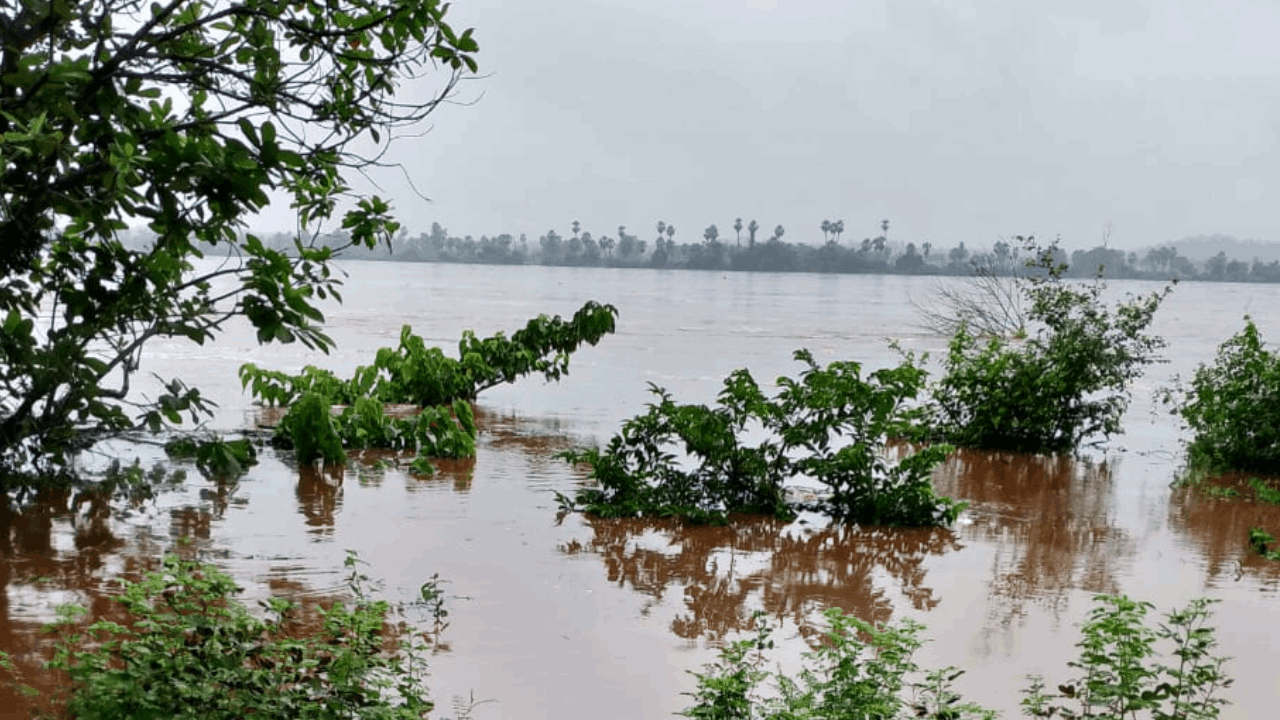 इंद्रावती नदी का जलस्तर बढ़ा