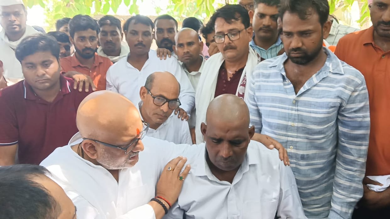Ajay Rai's big attack: Police is committing murders at the behest of the government, met Mangesh Yadav's fathe