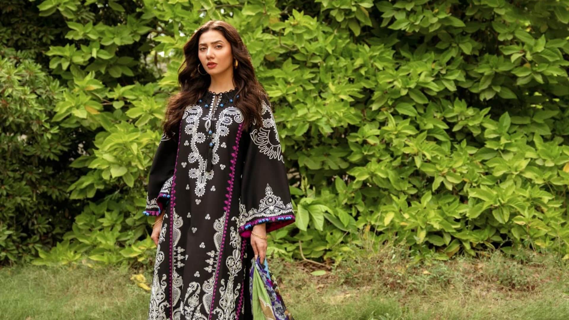 Pakistani actress Mahira Khan opened up about her viral photos with Ranbir Kapoor actress called it bad phase