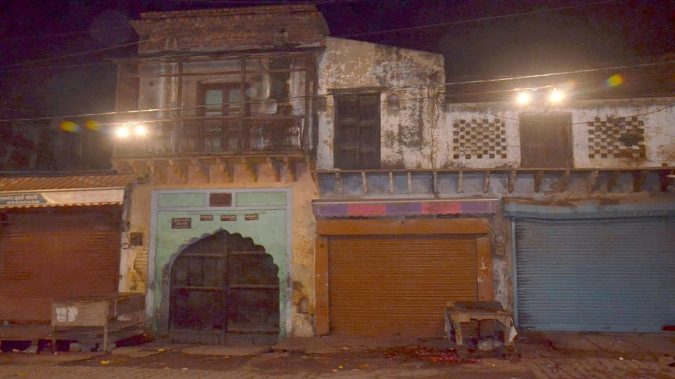 dilapidated buildings of Aligarh