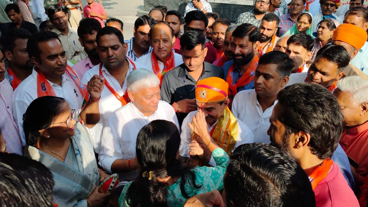 Udaipur: Tribal community said that we are Hindus, we will neither be cut nor divided, Madan Rathod reached