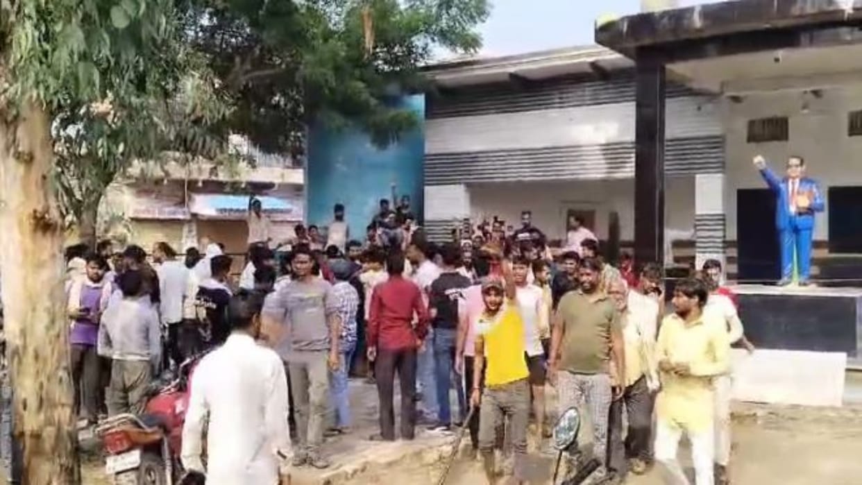 Bharatpur News: People angry over damage to Dr. Ambedkar's statue, incident captured in CCTV