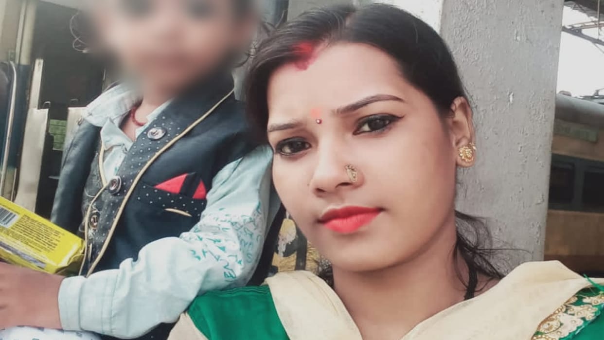 Saharsa News: Mother of two children committed suicide; she had left home with her lover a month ago