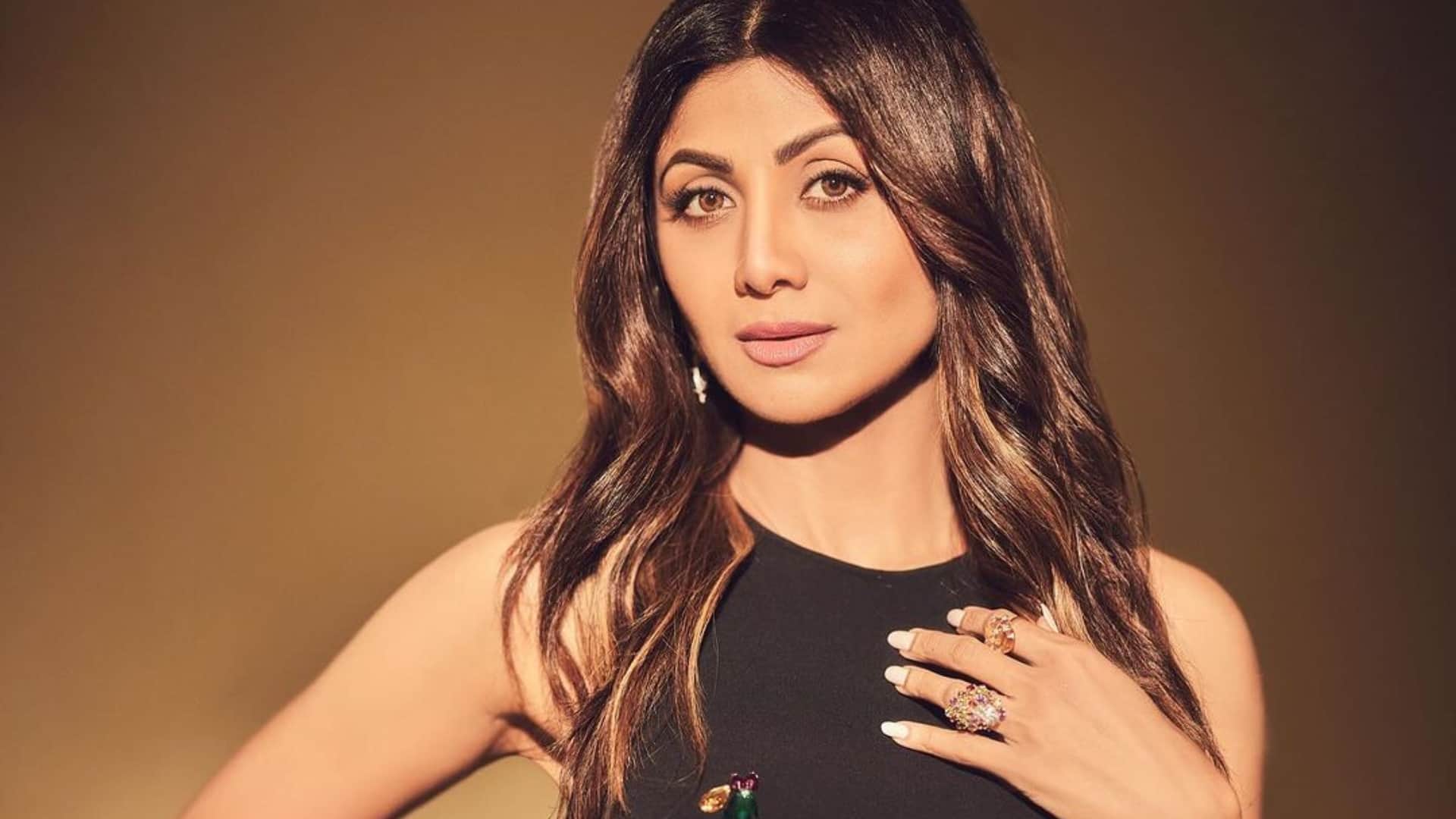 Actresses Who Returned to Work Immediately After Their Pregnancy Deepika Padukone Alia Bhatt Shilpa Shetty