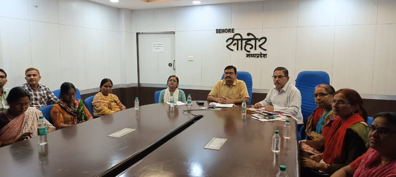 वर्चुअली शामिल हुए कलेक्टर