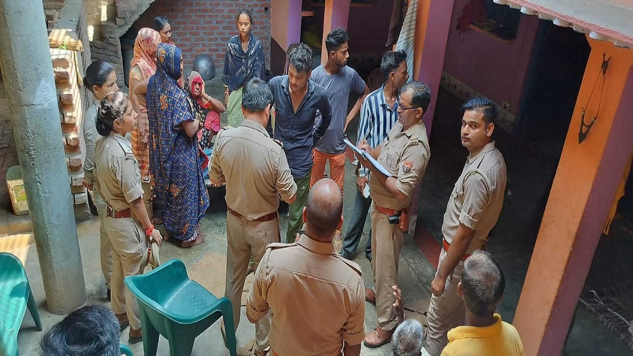 robber came disguised as a sadhu and robbed the woman after making her unconscious in Bareilly