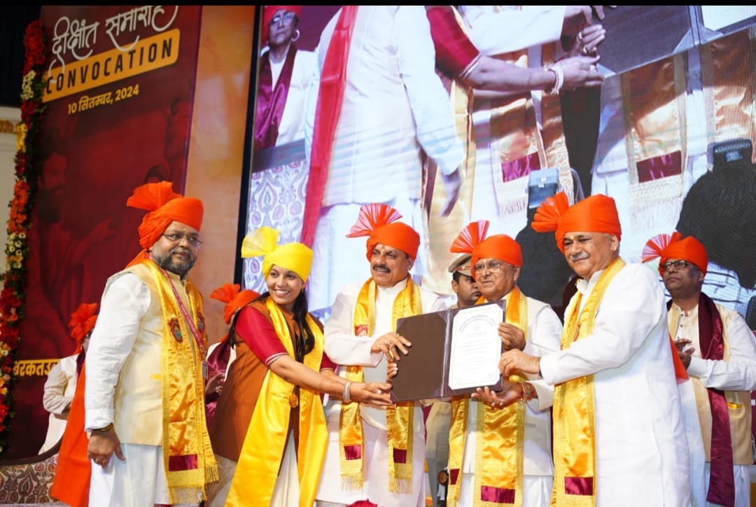 Barkatullah University will provide free degrees to students, CM announced in the convocation ceremony