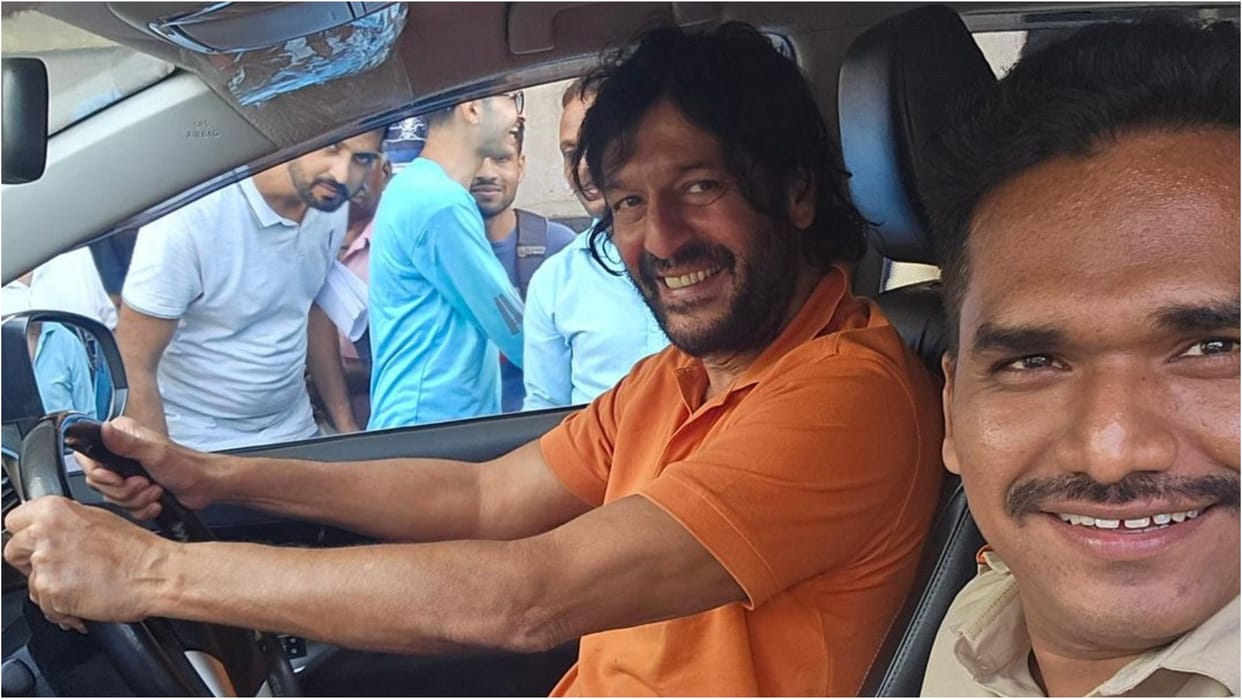Chunky Panday cleared driving test again after 43 years shared photo and say thanks to mumbai rto