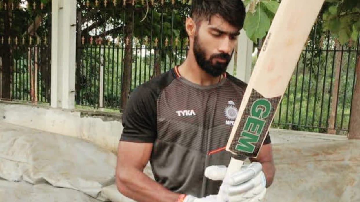 Shahdol's cricketer Himanshu Mantri selected for Dilip Trophy
