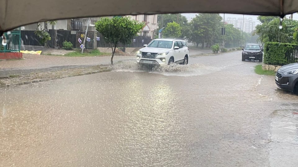 Rain in Mohali and Chandigarh weather update news