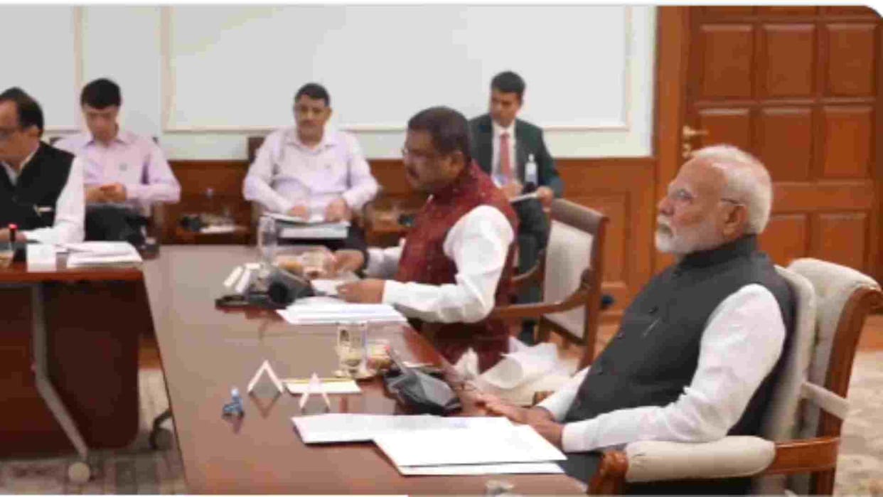 PM chairs first governing board meeting of ANRF