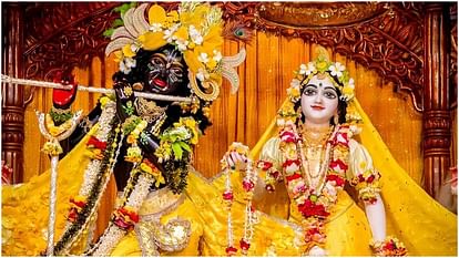 Prayagraj News : संगम तट पर राधा-कृष्ण मंदिर की छत टूटकर गिरी, बाल-बाल बचे पुजारी roof of Radha-Krishna temple on the banks of Sangam collapsed, the priest narrowly escaped