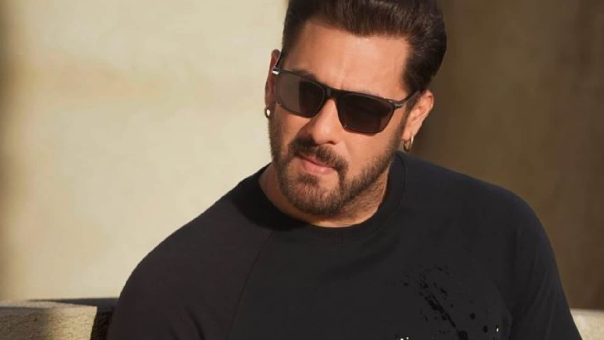 Baba Siddique son Zeeshan Siddique talked about his bond with superstars Shah Rukh Khan and Salman Khan