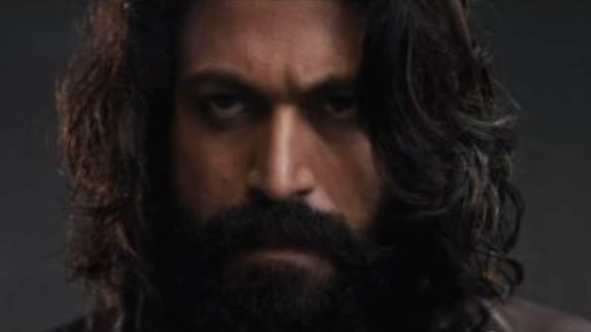 Yash used to serve tea earned 50 rupee per day now charging 200 cr for per film yash became superstar from KGF