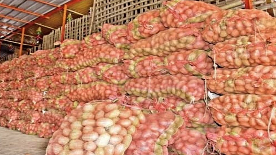 Demand not to increase the rent for potato storage