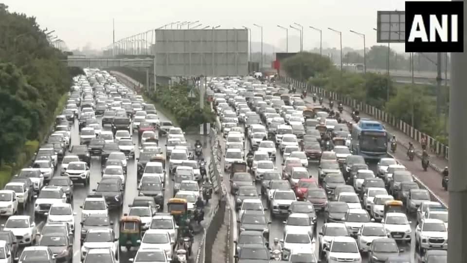 Sarai Kale Khan caught in a maze of five corridors