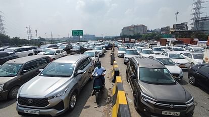 Drivers going from Gurugram to Delhi will face problems due to construction of underpass