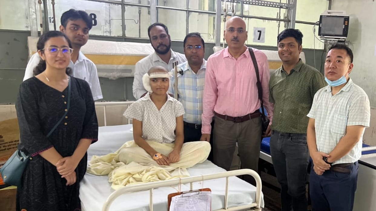 Successful ear treatment in BHU Laxmi deaf since birth said thank you to doctors