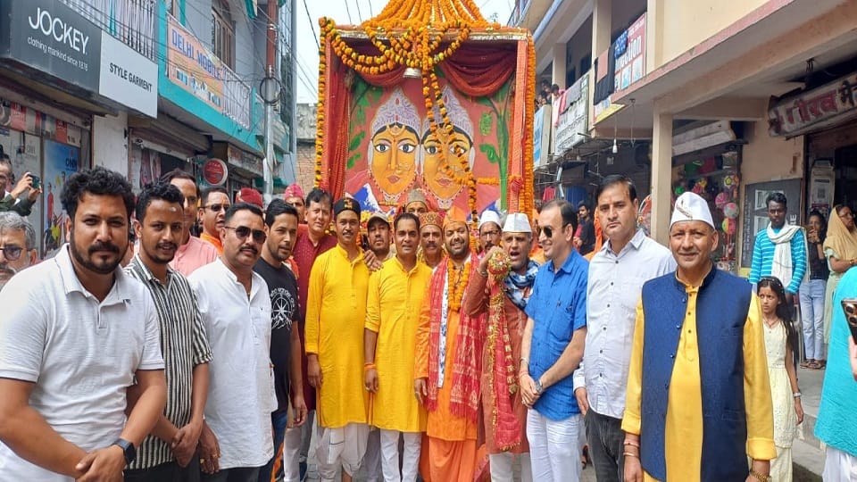 Maa Nanda Sunanda dola in Bhimtal