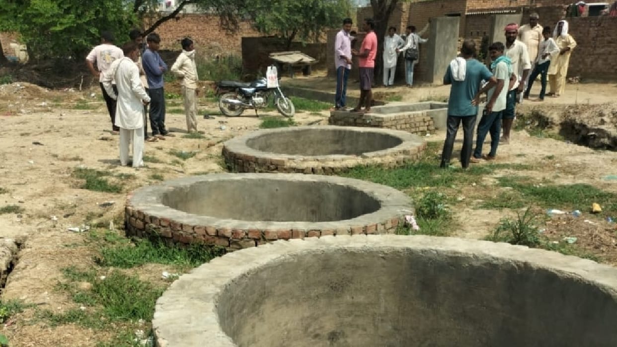 four year old child died after falling into pond built for water supply in Johar in Fatehabad