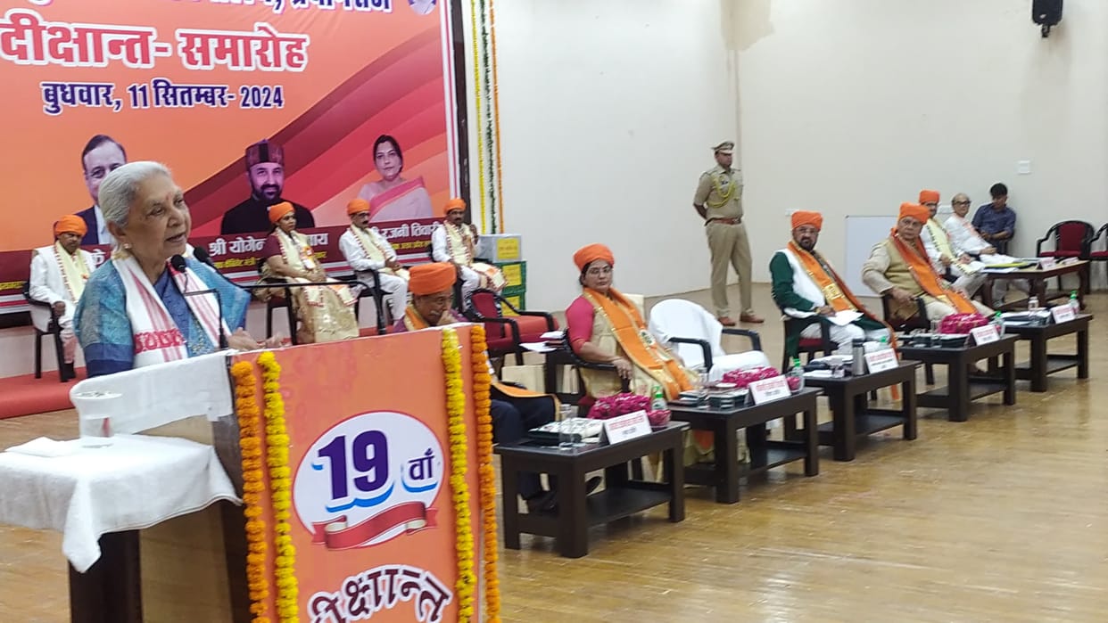 Governor anandiben patel said anganwadi workers read child psychology