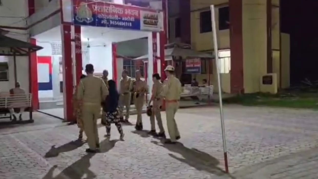 Teenage girl found in Bhadohi from SP MLA Zahid Beg house on charges of child labour