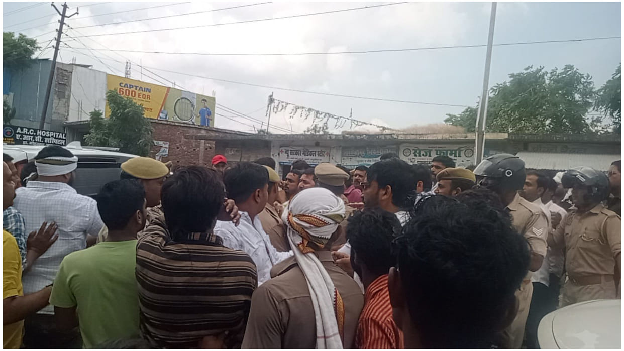 MLA and former MLA supporters face to face when they came to attend area Panchayat meeting in SantKabirNagar
