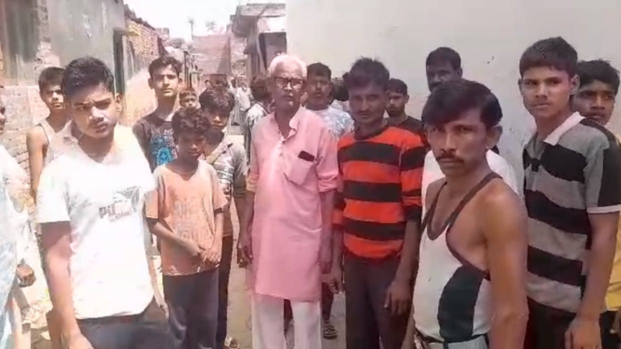 Sitapur: Four died while making reels in Laharpur.