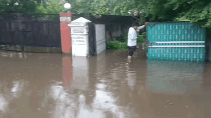 waterlogging in many places Due to heavy rain in Jhansi last two days