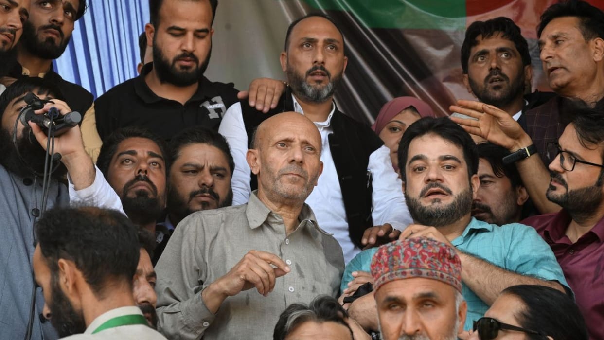 Jammu & Kashmir Rashid's first rally in Baramulla after five years