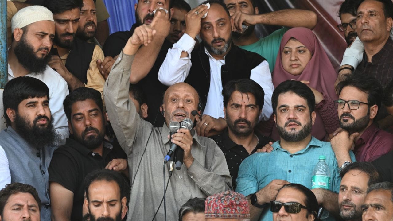 Jammu & Kashmir Rashid's first rally in Baramulla after five years