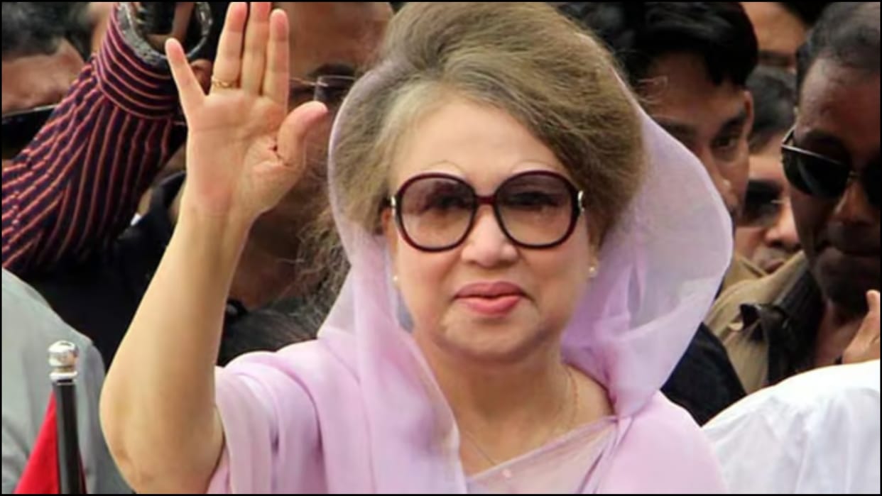 Former Bangladesh Prime Minister Khaleda Zia admitted to hospitals  news in hindi