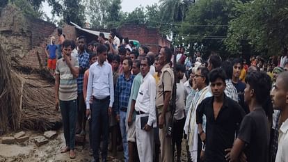 UP News: आसमान से आफत बनकर गिरी बारिश, तीन की मौत... कई घायल; दर्जनों आशियाने जमींदोज Three people died and many were injured due to continuous rain in Kasganj dozens of houses collapsed