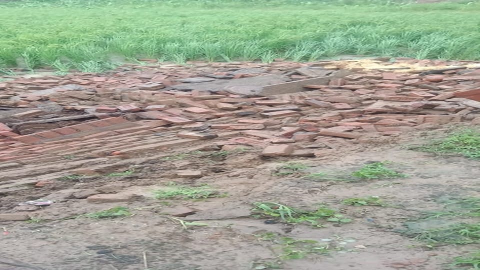 Three houses collapsed due to heavy rain