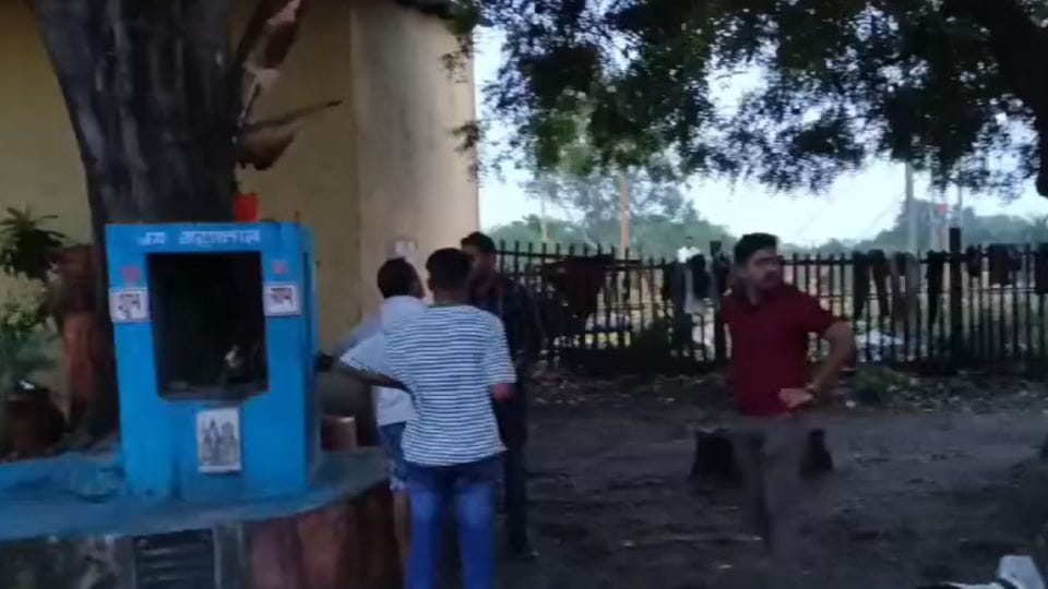 bookie got into tussle with police who went to shoot in Bilaspur