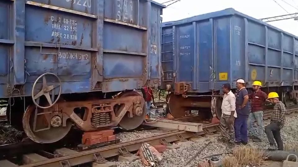 Four coaches of goods train derailed in Raigarh